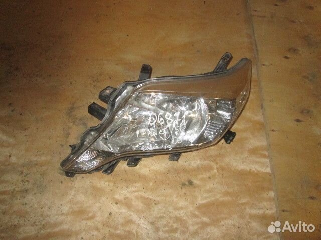 Фара левая Toyota Land Cruiser Prado 150 2009-2013