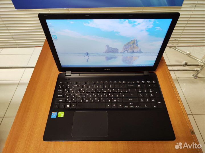 Ноутбук игровой Acer / ssd / geforce / i3