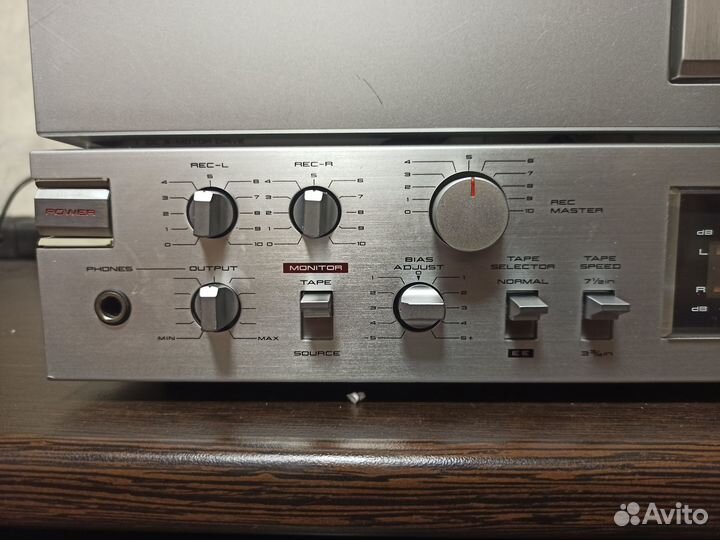 Akai GX-77