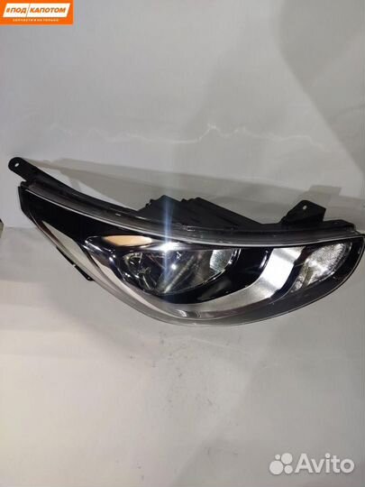 Фара правая Hyundai Solaris (2010 - 2014)