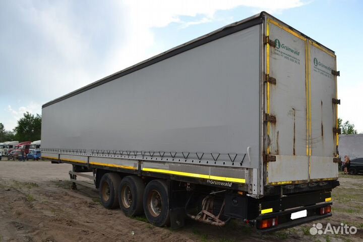 Полуприцеп шторно-бортовой Grunwald 9453-0000010-10, 2011