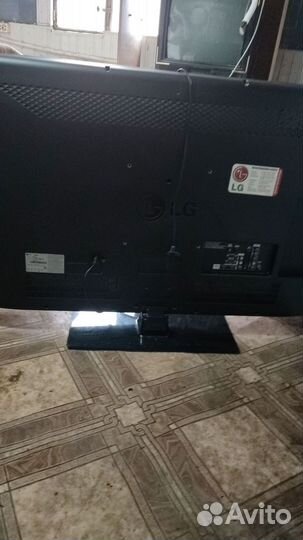 Телевизор LG 42 диагональ