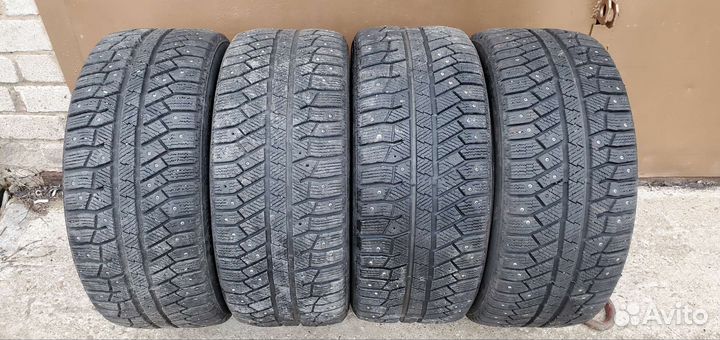 Continental ContiWinterViking 2 235/45 R17 97T