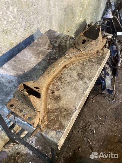 Передняя балка ваз 2106