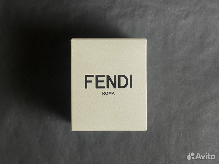 Ароматическая свеча Fendi 190 г. оригинал