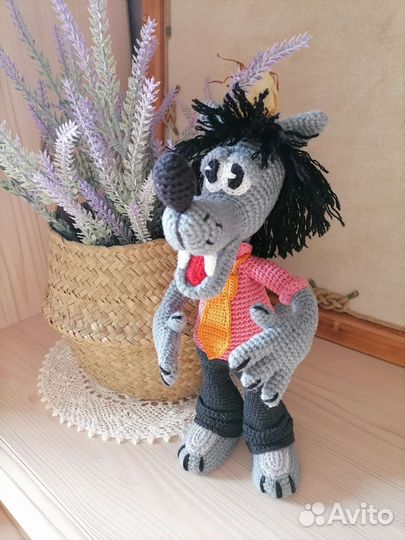 Вязаный волк