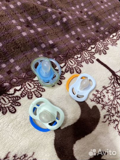 Соска пустышка avent 0 6