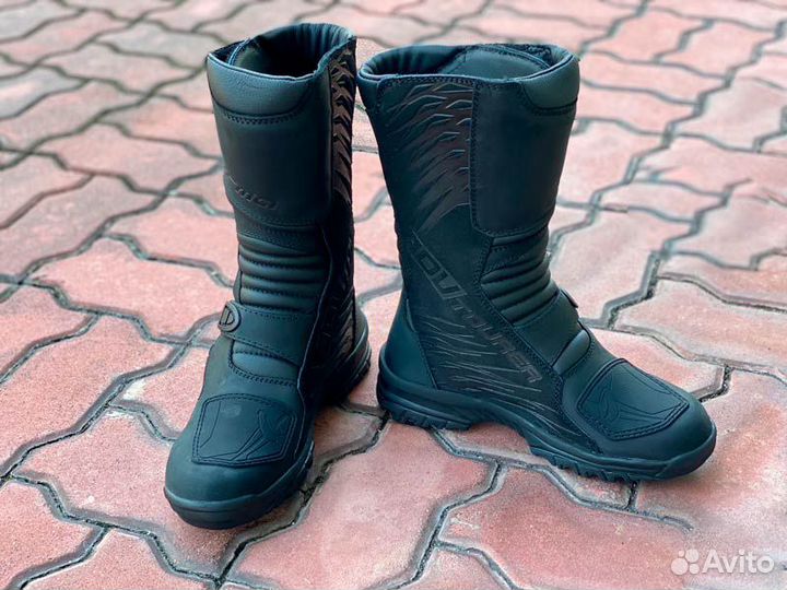 Мотоботы для туринга forma