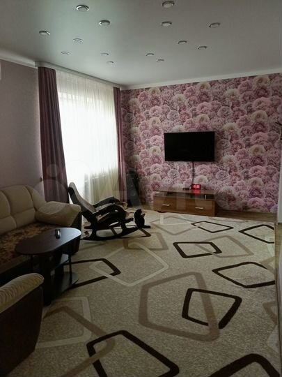 3-к. квартира, 81,1 м², 1/5 эт.