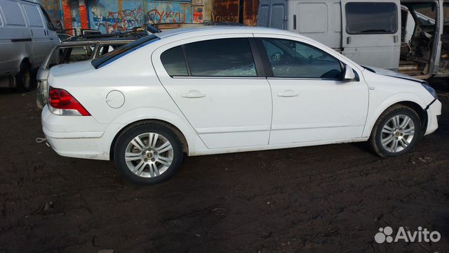 Opel Astra 1.8 AT, 2011, 170 000 км объявление продам
