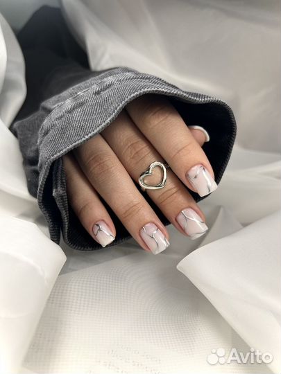 Мастер маникюра