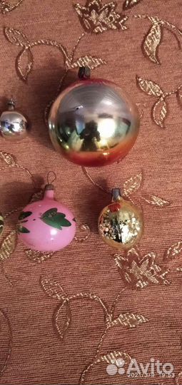 Ёлочные игрушки