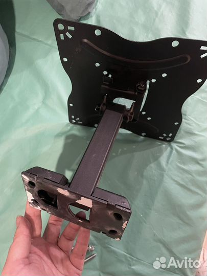 Кронштейн для телевизора наклонно поворотный