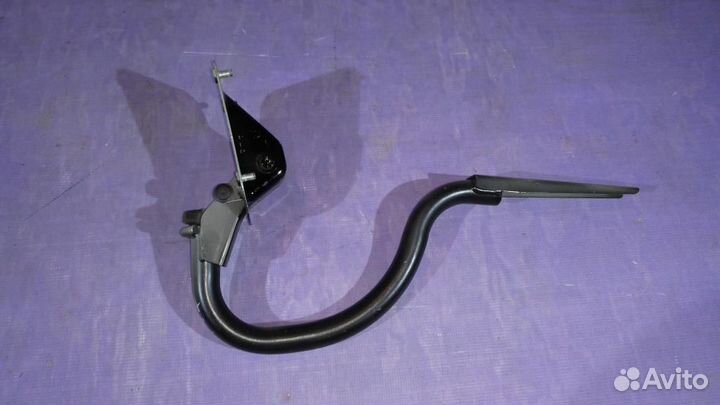 Петля багажника левая BMW 5-серия E60/E61