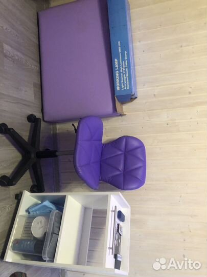 Стул мастера ракушка и кушетка