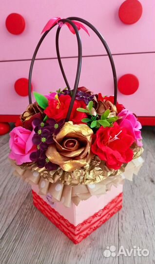 Корзинки из ароматных мыльных роз