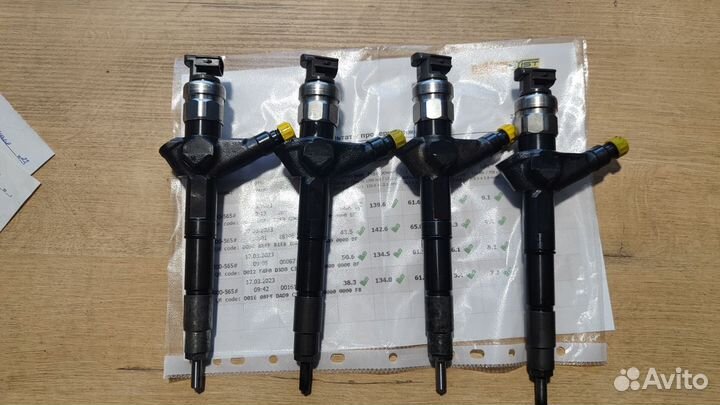 Продам топливные форсунки ниссан патфайдер