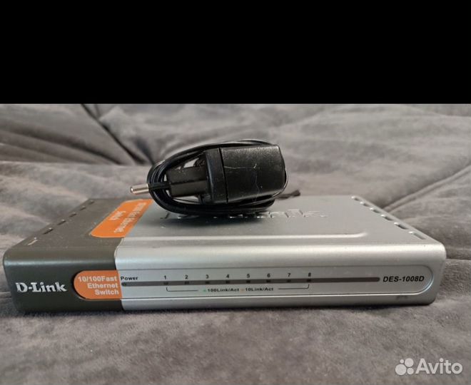 Коммутатор D-Link DES-1008D