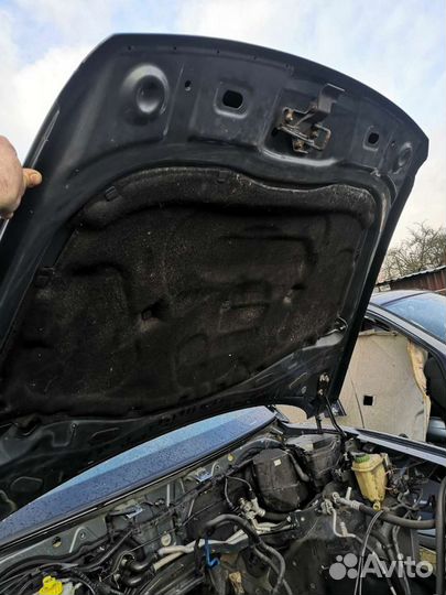 Капот Фольксваген Таурег 2007г