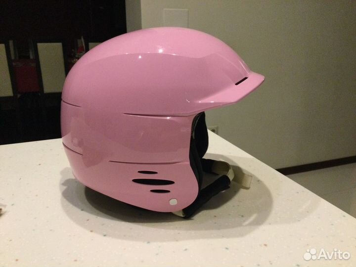 Шлем горнолыжный