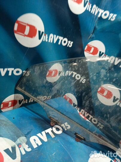 Стекло двери переднее левое Toyota Camry SV32 3SFE