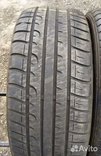 Dunlop SP Sport FastResponse 215/55 R17