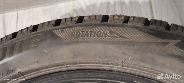 Bridgestone Blizzak Spike-02 225/45 R18 91T