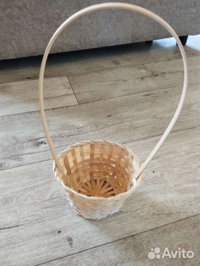 Корзина плетеная
