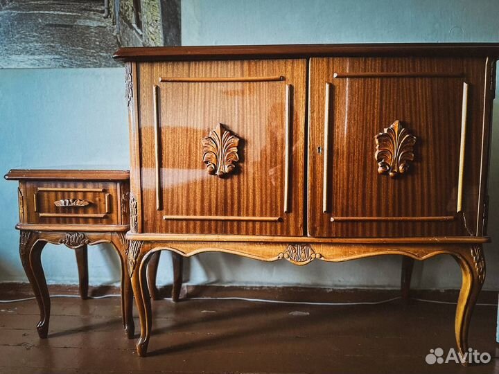 Мебель антиквариат
