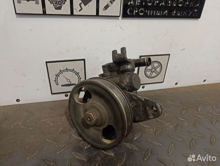 Насос гидроусилителя для Nissan Maxima A32