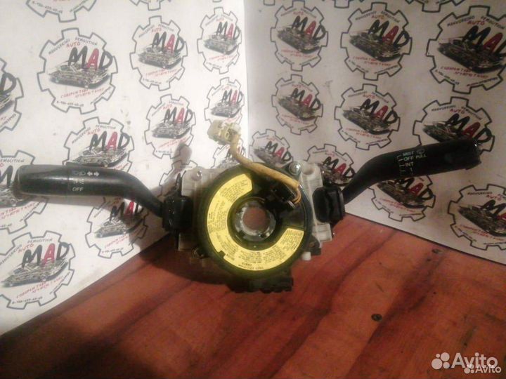 Переключатель подрулевой (стрекоза) Mazda 323