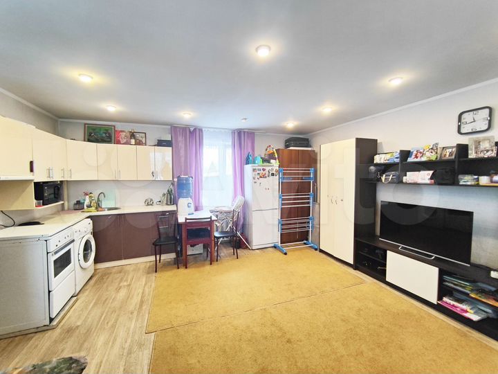 Дом 100 м² на участке 8 сот.