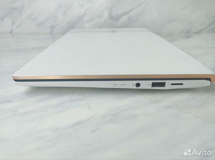 Ноутбук Asus Zenbook UX334F