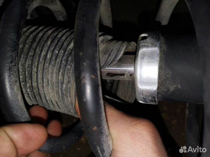 Передние стойки в сборе Hyunday Getz Оригинал