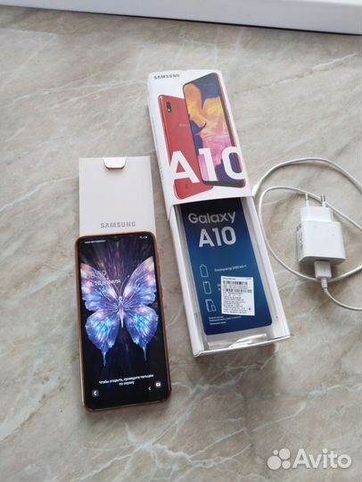 Samsung Galaxy A10, 4/32 ГБ