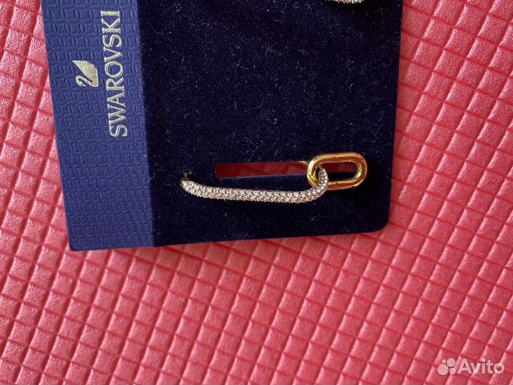 Серьги time swarovski