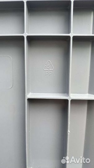 Ящик пластиковый с крышкой из полипропилена