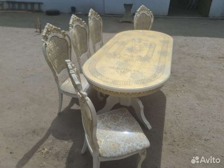 Стулья и столы