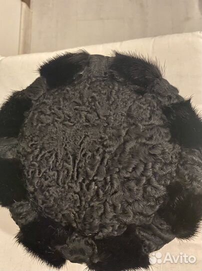 Женская зимняя шапка папаха размер 58-59