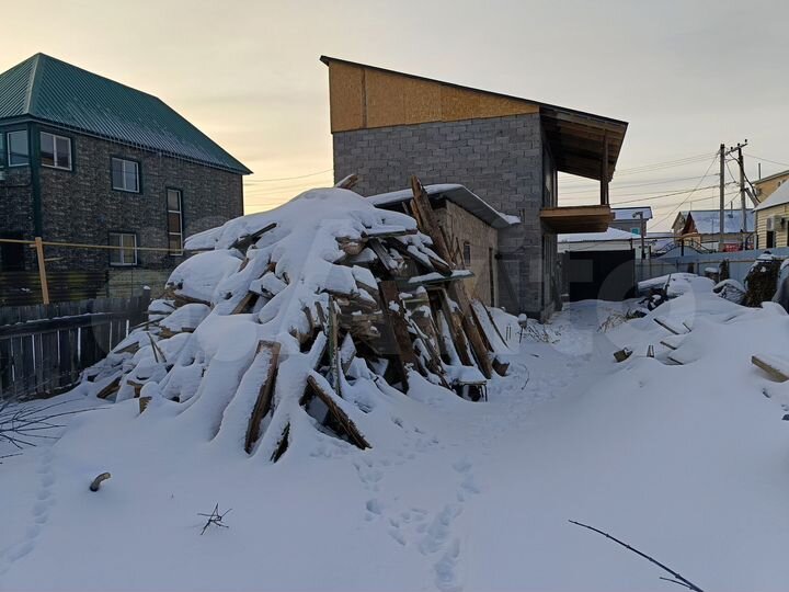 Дом 166 м² на участке 2,9 сот.