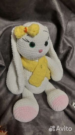 Вязаный плюшевый заяц игрушка ручной работы