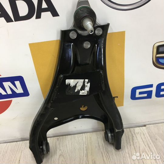 Рычаг подвески Renault kaptur Лев