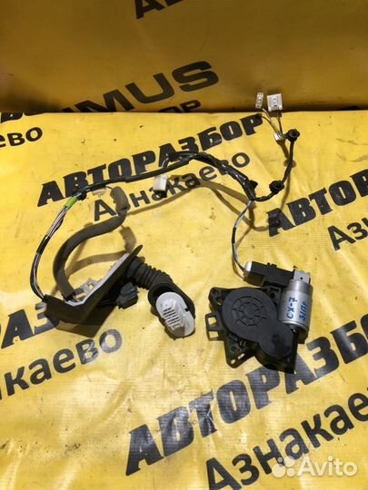 Моторчик стеклоподъемника Мазда сх 7