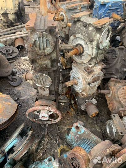 Редуктор 1Ц3У