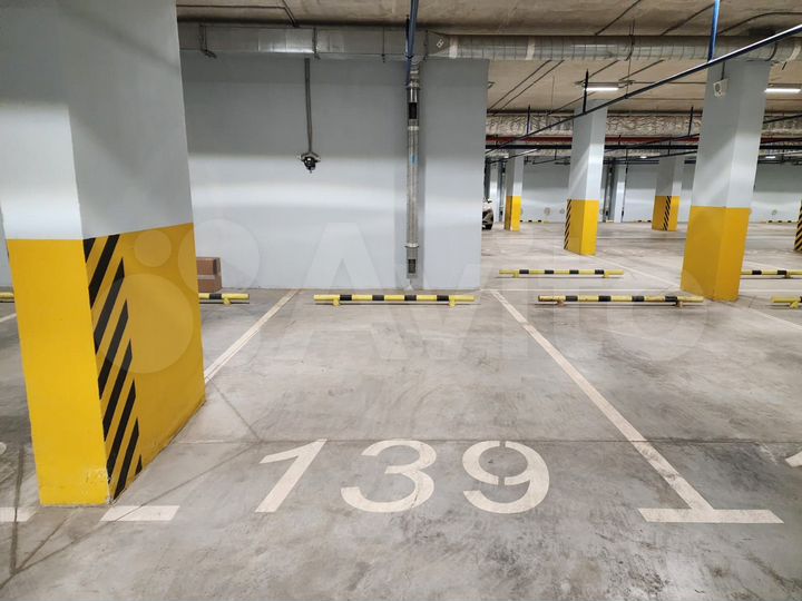 Машиноместо, 15 м²