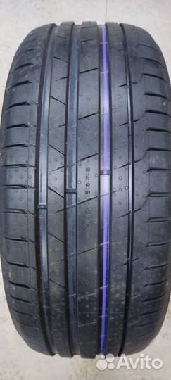 Nokian Tyres Hakka Black 2 255/45 R19