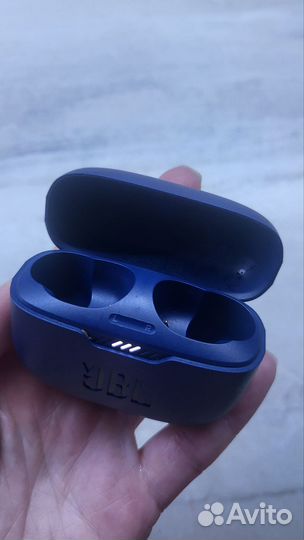 Кейс зарядка для наушников jbl