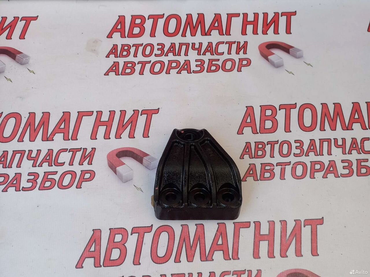 Кронштейн двигателя правый Хендай Соната 8 DN