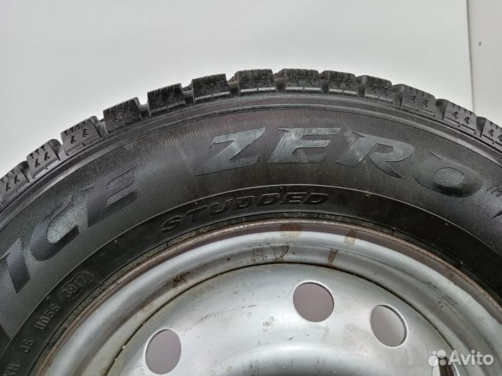 Pirelli Ice Zero 185/70 R14