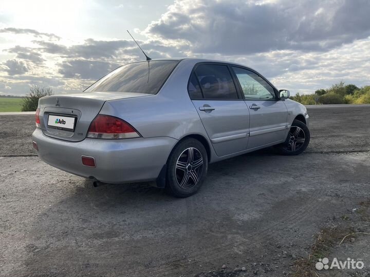 Mitsubishi Lancer 1.6 МТ, 2005, 280 000 км